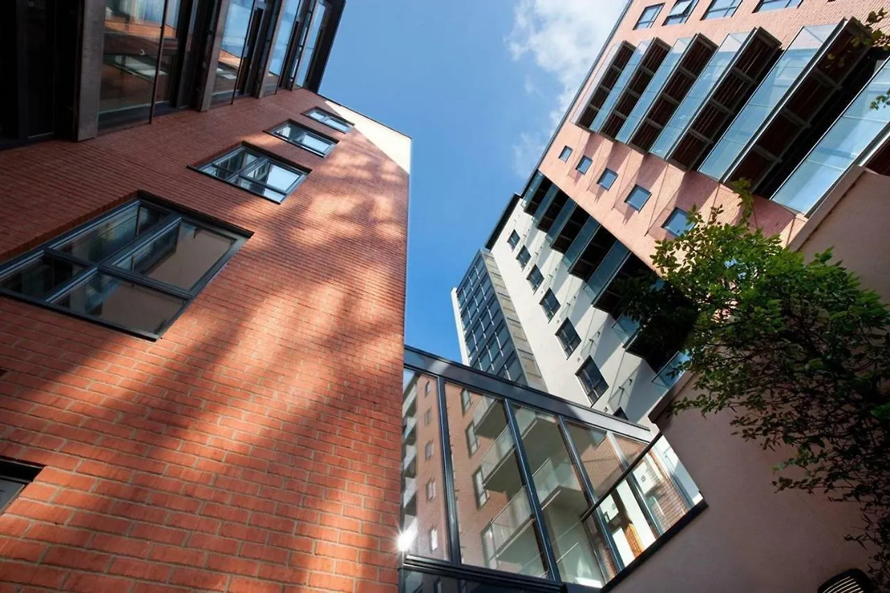 Pilot Street Apartment At City Quays Belfast