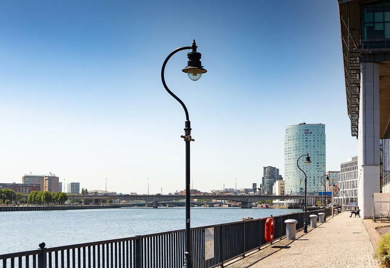 Pilot Street Apartment At City Quays Belfast 0*,  United Kingdom