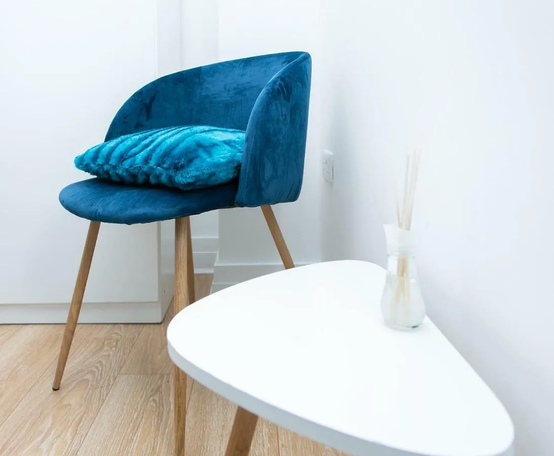 Pilot Street Apartment At City Quays Belfast