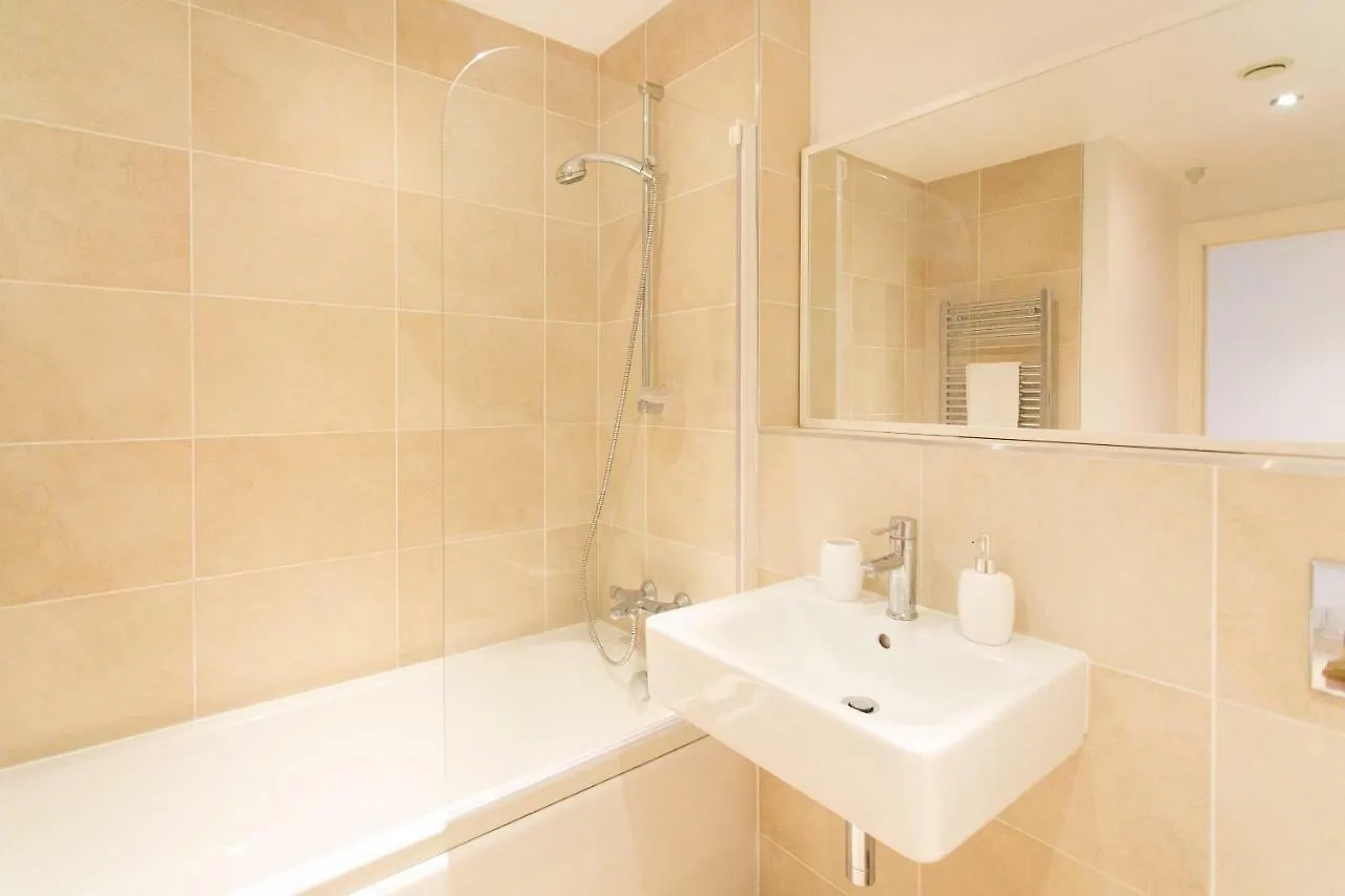 Pilot Street Apartment At City Quays Belfast
